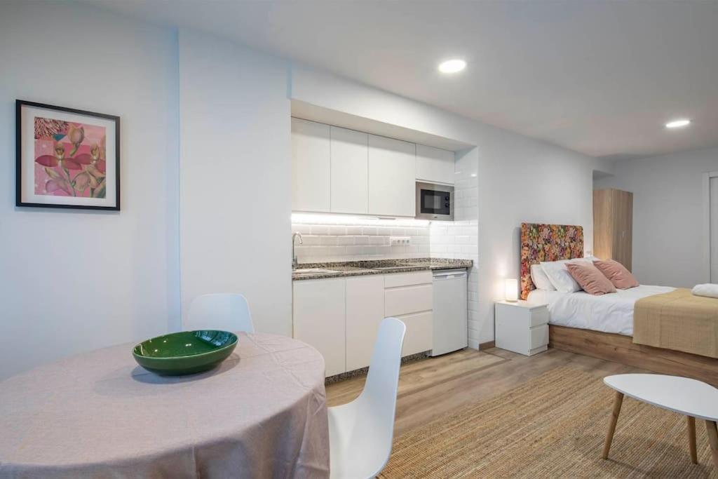 Lindo Estudio En El Centro By Cabana Rentals วิโก ภายนอก รูปภาพ